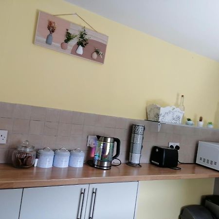Tynant House- Modern 3 Bed House- City Centre And Free Parking Кардиф Екстериор снимка